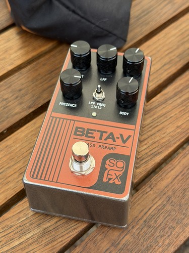 Solid gold beta - beta-v,