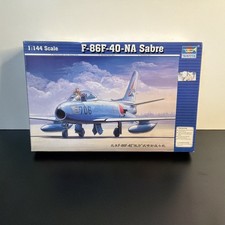 TRUMPETER 01321 F-86F-40-NA