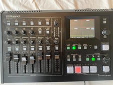 Roland VR-4HD 6 Input 4