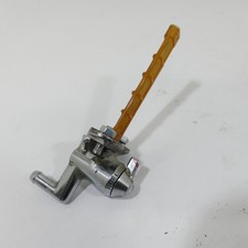 Suzuki VS 800 Intruder Benzinhahn Tankanschluß 81086