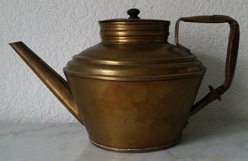 Alte metallkanne kanne - alte,