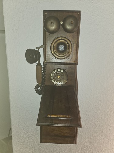 Antikes wandtelefon sehr alt - antikes,