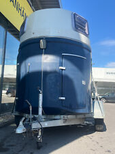 Köper 2 Pferdeanhänger Vollpoly 2t Sattelkammer