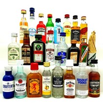 Spirituosen Whisky Vodka Gin Rum Likör Adventskalender 24 Original Miniaturen