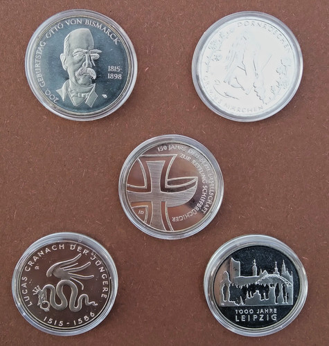 Alle fünf euro - fünf, 10