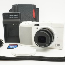 RICOH GR Digital IV White