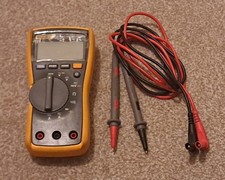 Fluke 115 True RMS