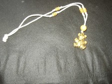 Halskette - - - Anhänger - - - Teddybär - - - Anhänger Goldfarbig