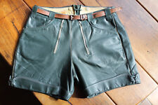 Schöne kurze dunkelgrüne vintage Pfadi Lederhose HAELSON/Bruchsal in H48 / ~D42