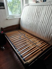 Bettgestell Dunkelbraun 140x200 (inkl. Matratze), 30€ VB