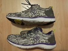 Zumba Fly Print 41 Schuhe Turnschuhe Hallensportschuhe Sportschuhe US 9.5 / 9,5