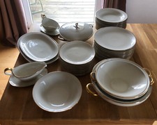 Eschenbach Speiseservice für 12 Personen 43 teilig weiß mit Goldrand