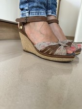 Getragene Süße Sandalen Mit