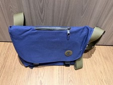 Crumbler Australien Messenger