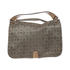 Gussaci, Umhängetasche