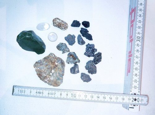 Kleines konvolut edelsteine - an,