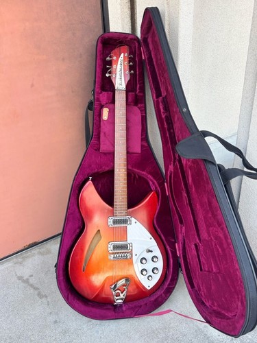 Gitarre rickenbacker 330 - e-gitarre,