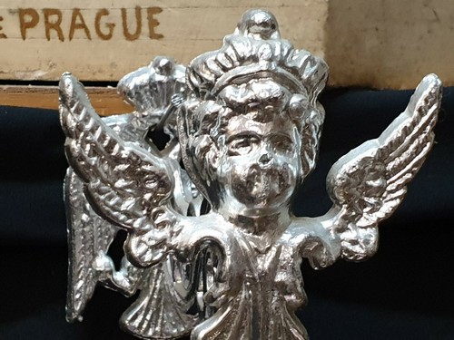 Ewiges licht mit - engel,