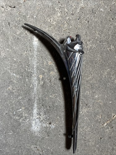 Peugeot 203 kühlerfigur - 203,