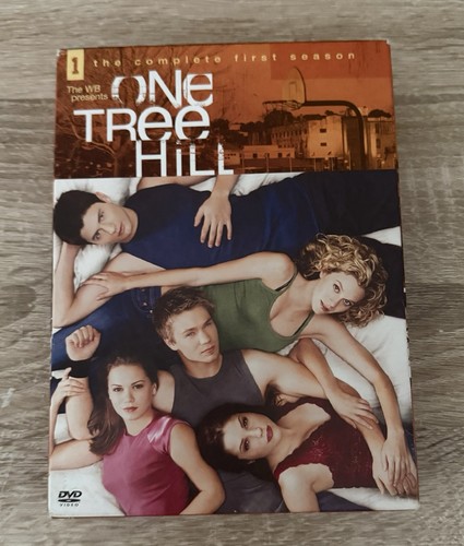 One tree hill season - tree,