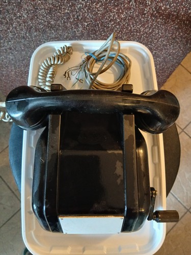 Kurbeltelefon