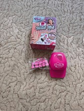 Nail Art Mani + Pedi von Love & Hugs + Zubehör für Nägel, wenig genutzt