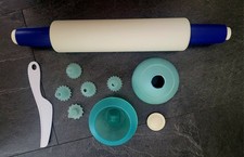 Tupperware, D176 Profi-Teigrolle, Nudelholz Inkl Tupperware Spritzset, Schaber 