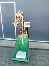 Tanita BWB-800 Waage Kinderwaage Kinderarzt Arzt Giraffe Kinderpraxis Messstab