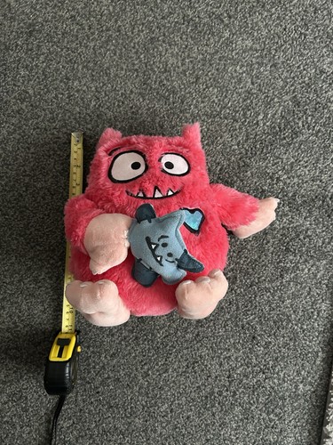 Cbeebies love monster giggle - cbeebies,