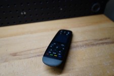 (F) Logitech Harmony Touch