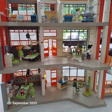 Playmobil Krankenhaus mit kompletter Einrichtung & Erweiterungen
