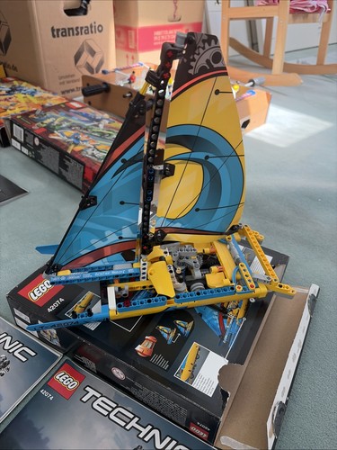 Lego technic rennyacht - technic:,
