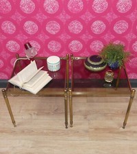 Set von 2 quadratische 60er Jahre Beistelltisch aus Messing Rauchglas Nachttisch