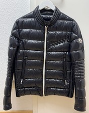 Moncler Daunenjacke Schwarz