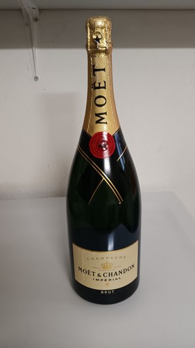 Champagne moet chandon - champagne, &