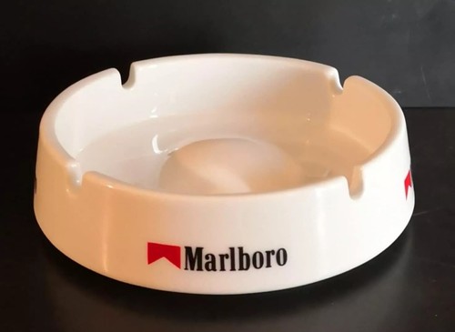 Marlboro aschenbecher weiß - marlboro,