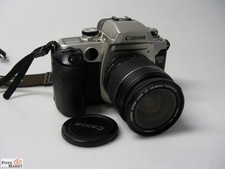 Set: Canon EOS 50E SLR-Kamera