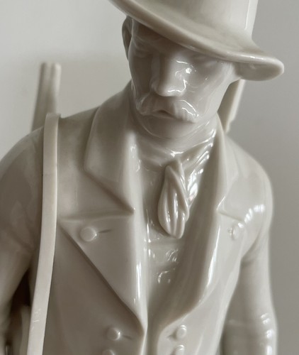 Porzellan figur schnauz - porzellan-figur,