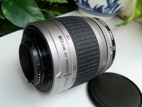 Nikon nikkor 80mm - af,