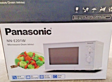 Panasonic NN-E201W Solo