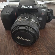 Nikon F50 Spiegelreflexkamera