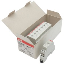 8x ABB E 259 R001-230 16A-250V Installationsrelais / Installation relay -unused-