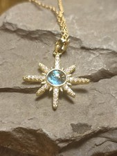 Halskette in Gold schön