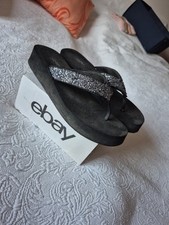 ESPRIT Damen Sandalen Flip - Flop Zehentrenner Plateau Keilabsatz Gr.39 Top 