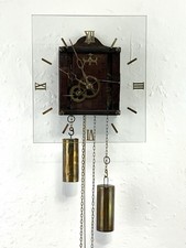 Alte Uhr Wanduhr Gehäuse Holz Glas mit Ziffern 2 Gewichte Pendel Gong Nachlass