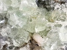 HS Fluorit XX auf Quarz von