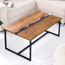 Massiver Couchtisch AMAZONAS