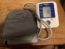 Omron M300 Blutdruckmessgerät Oberarm 