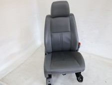 Beifahrersitz vorn rechts Jeep