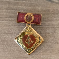 DDR Medaille Orden "Aktivist
